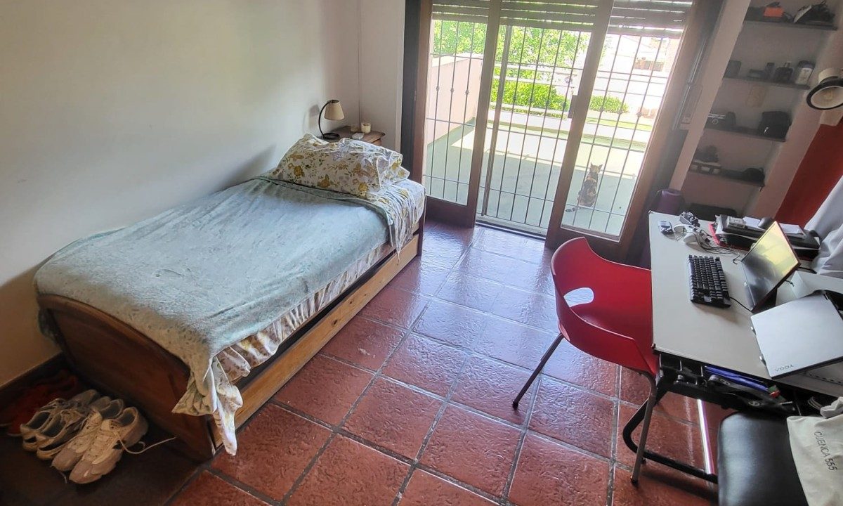 WhatsApp Image 2025-12-10 at 10.38.16