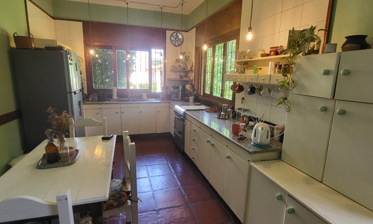 WhatsApp Image 2025-12-10 at 10.38.20 (1)