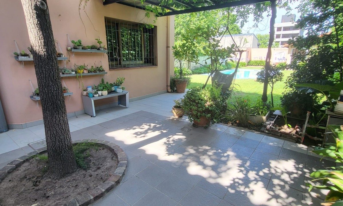 WhatsApp Image 2025-12-10 at 10.38.23